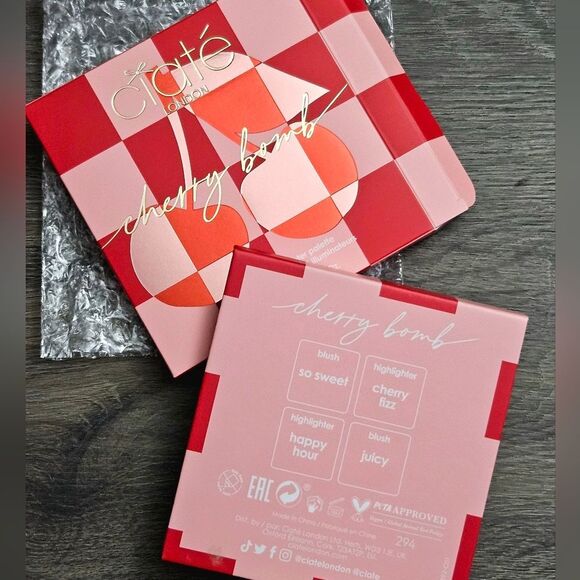 CIATE LONDON Cherry Bomb Blush & Highlighter Palette NEW light medium - Picture 5 of 13